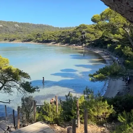 Daire Logement Entier T3 78m2 6 Personnes Max La Londe-les-Maures